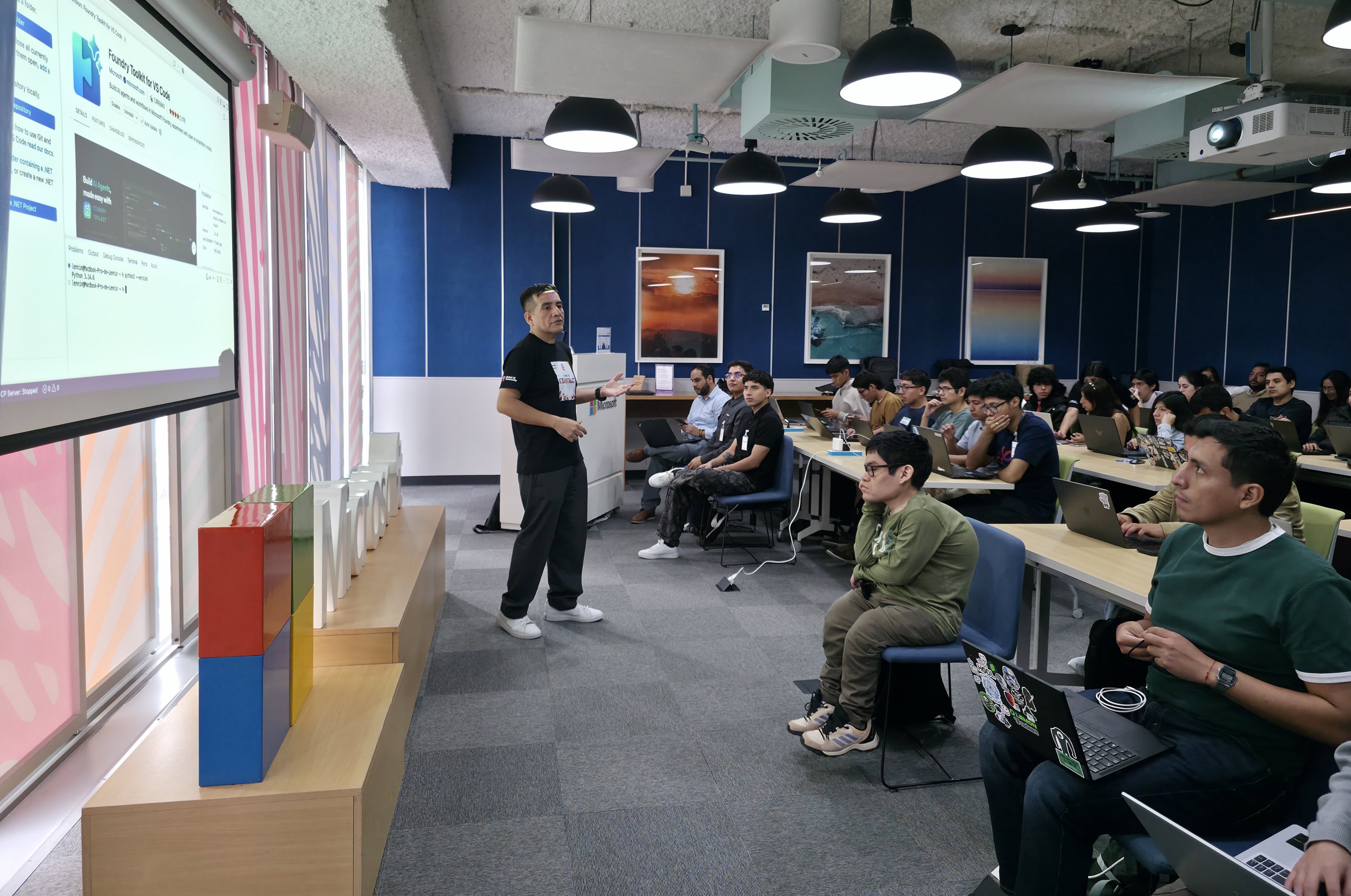 Global AI Construct Lima photo 11 of 11