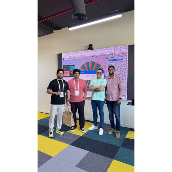 Build //localhost:Abu Dhabi photo