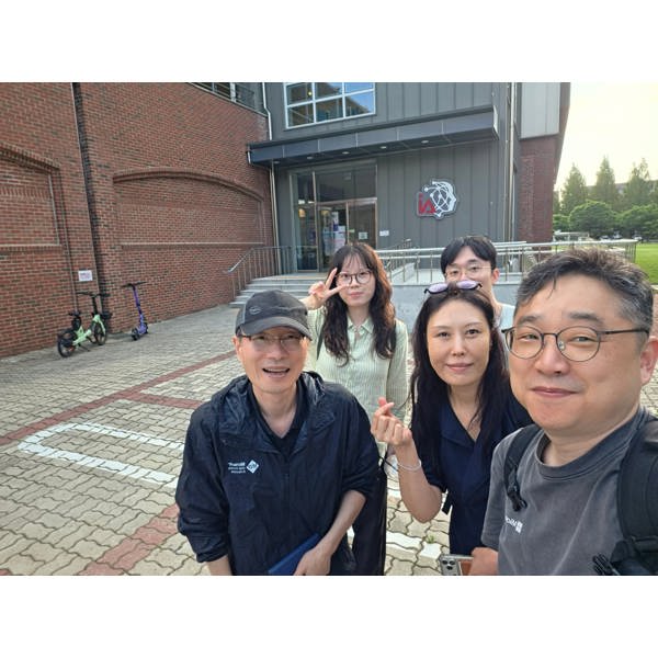 Build //localhost:Gwangju photo