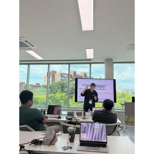 Build //localhost:Gwangju photo