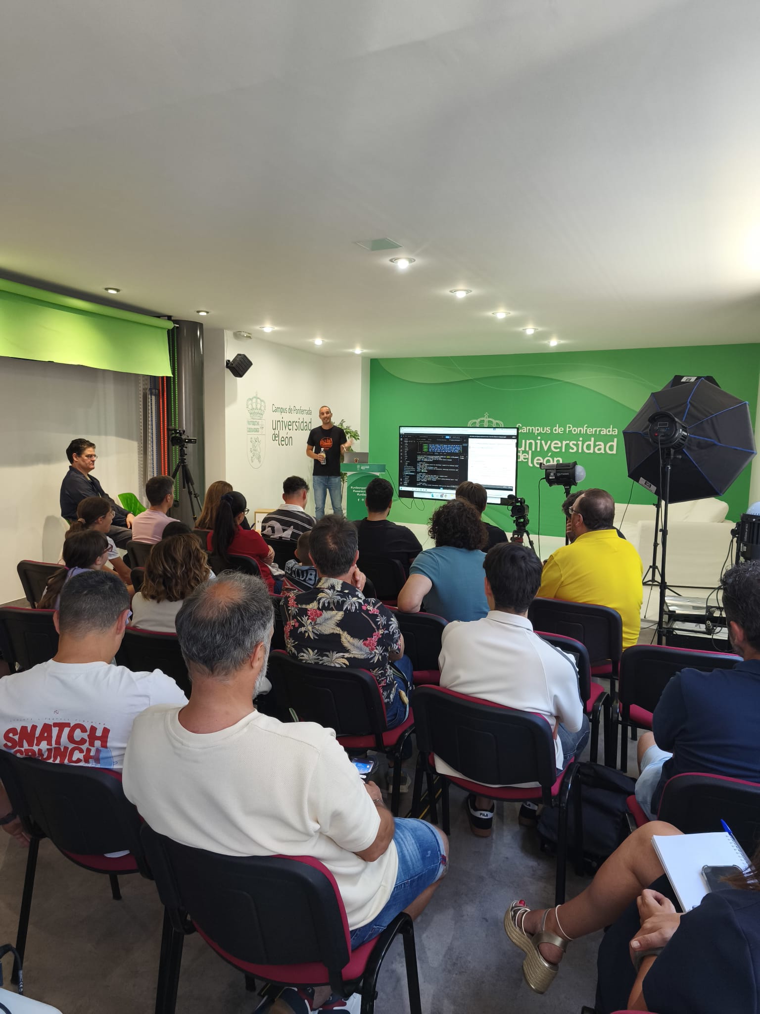 Build //localhost:Ponferrada photo