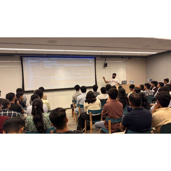 Build //localhost:Mumbai photo