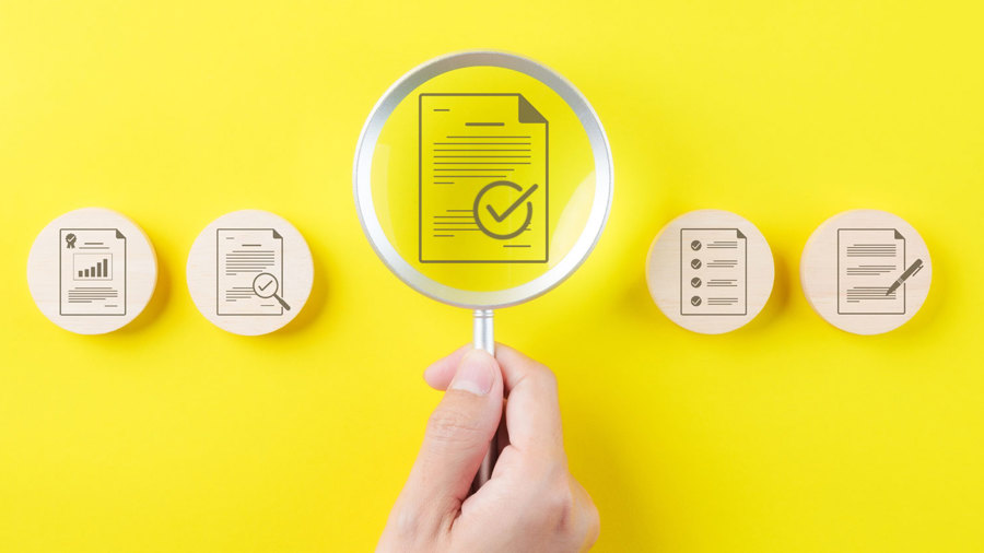 Google Confirms That AI-Generated Content Should Be Human Reviewed